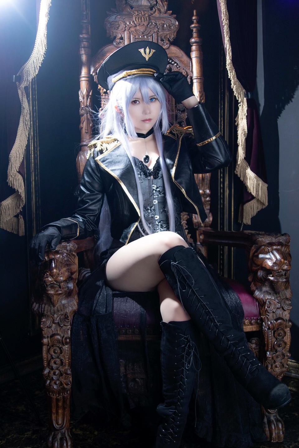 風見りん Bisque doll Queen-erohere74.jpg